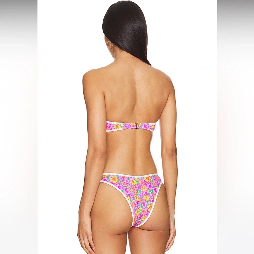 Frankie’s bikini set in Daisy Pond Print